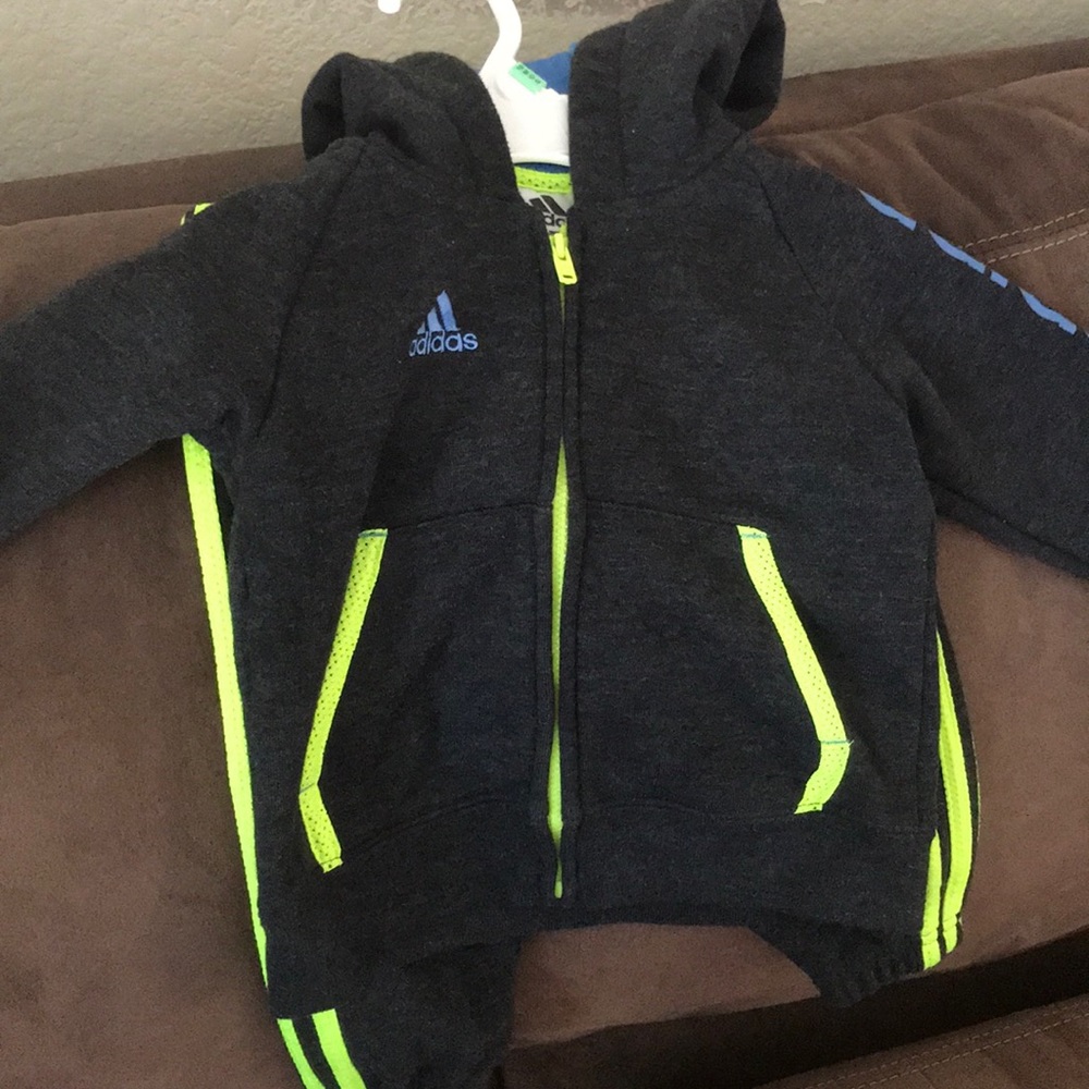 Infant boys Adidas sweatsuit size 12 months